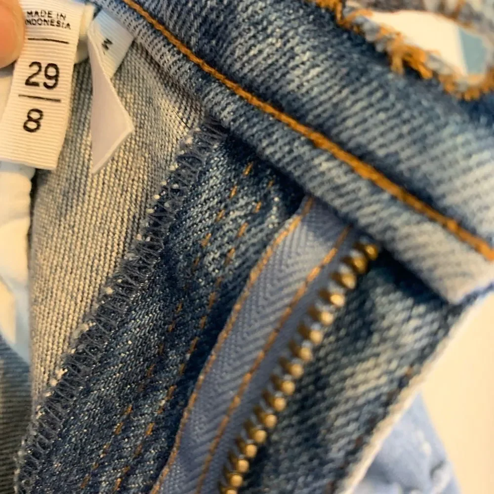 Loft modern skinny crop size 8‎